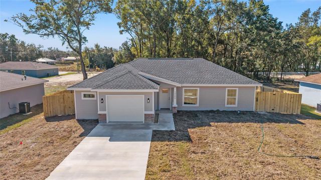 24310 NW FALCON AVENUE, Dunnellon, FL 34431