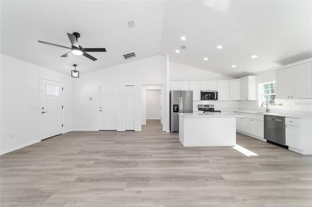 24310 NW FALCON AVENUE, Dunnellon, FL 34431