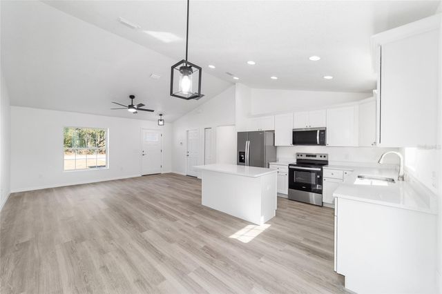 24310 NW FALCON AVENUE, Dunnellon, FL 34431