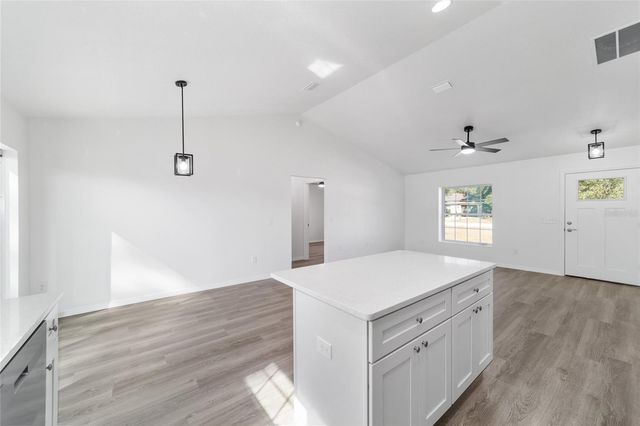 24310 NW FALCON AVENUE, Dunnellon, FL 34431