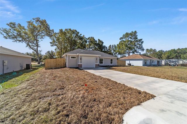 24310 NW FALCON AVENUE, Dunnellon, FL 34431