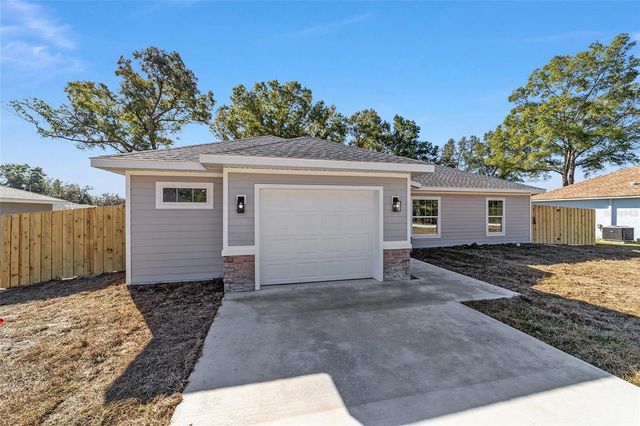 24310 NW FALCON AVENUE, Dunnellon, FL 34431