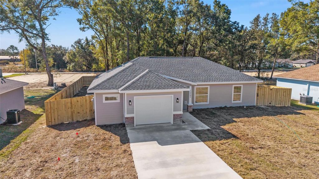24310 NW FALCON AVENUE, Dunnellon, FL 34431