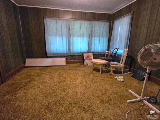 312 N Mulberry Street, Abilene, KS 67410