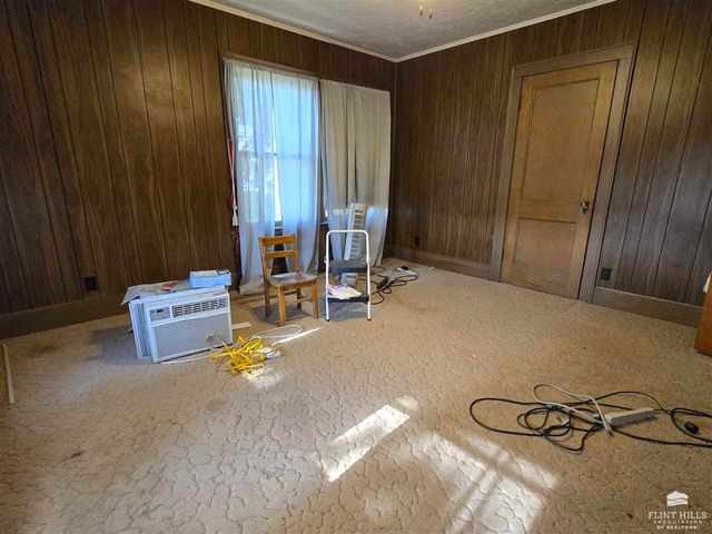 312 N Mulberry Street, Abilene, KS 67410