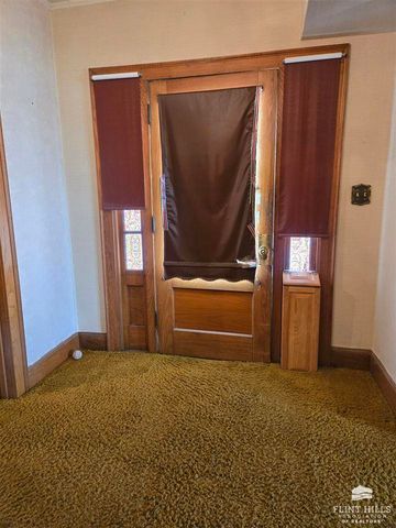 312 N Mulberry Street, Abilene, KS 67410