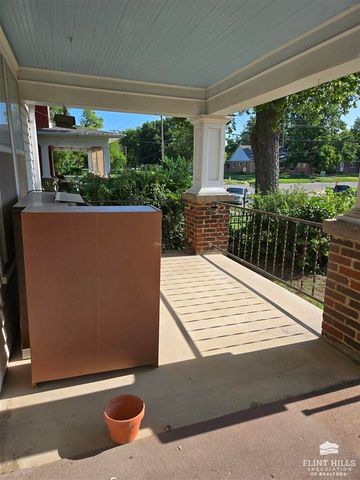 312 N Mulberry Street, Abilene, KS 67410
