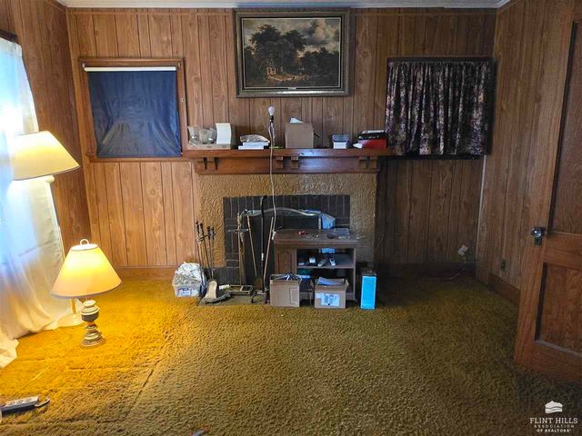 312 N Mulberry Street, Abilene, KS 67410