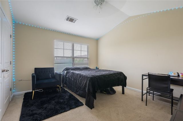 1725 Harvey Mitchell 2123, College Station, TX 77840