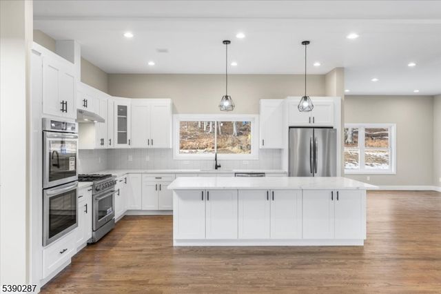 108 Mt Olive Rd, Mount Olive Twp., NJ 07836