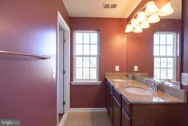 202 FIESTA DR, Stephenson, VA 22656