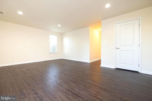 202 FIESTA DR, Stephenson, VA 22656