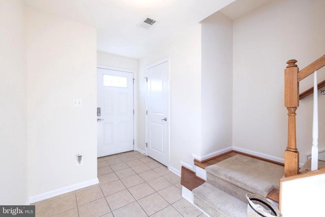 202 FIESTA DR, Stephenson, VA 22656