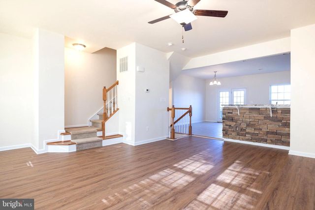 202 FIESTA DR, Stephenson, VA 22656