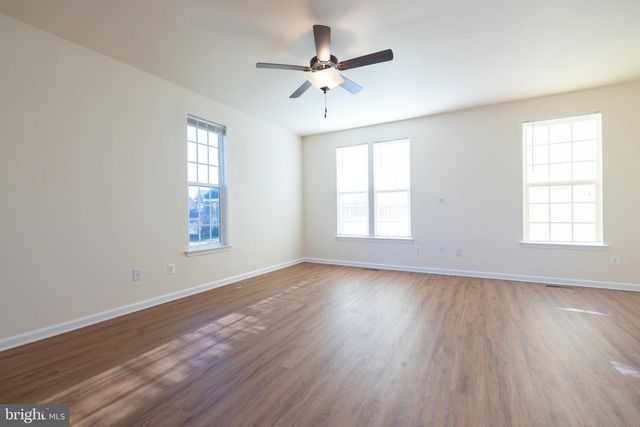 202 FIESTA DR, Stephenson, VA 22656