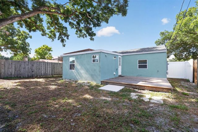 4521 41ST AVENUE N, St Petersburg, FL 33714