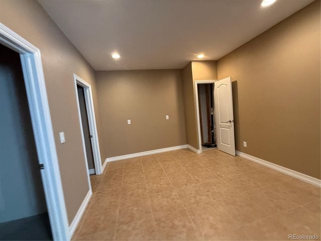 26004 E Elmhurst Place, Aurora, CO 80016