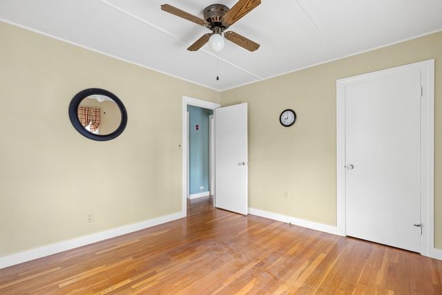 557 Main St, West Newbury, MA 01985