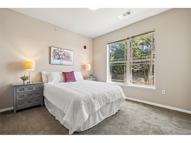 8073 W 51st Pl 302, Arvada, CO 80002