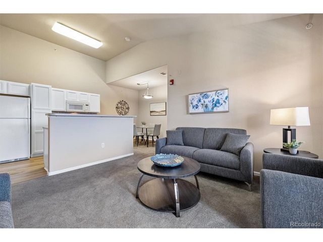 8073 W 51st Pl 302, Arvada, CO 80002