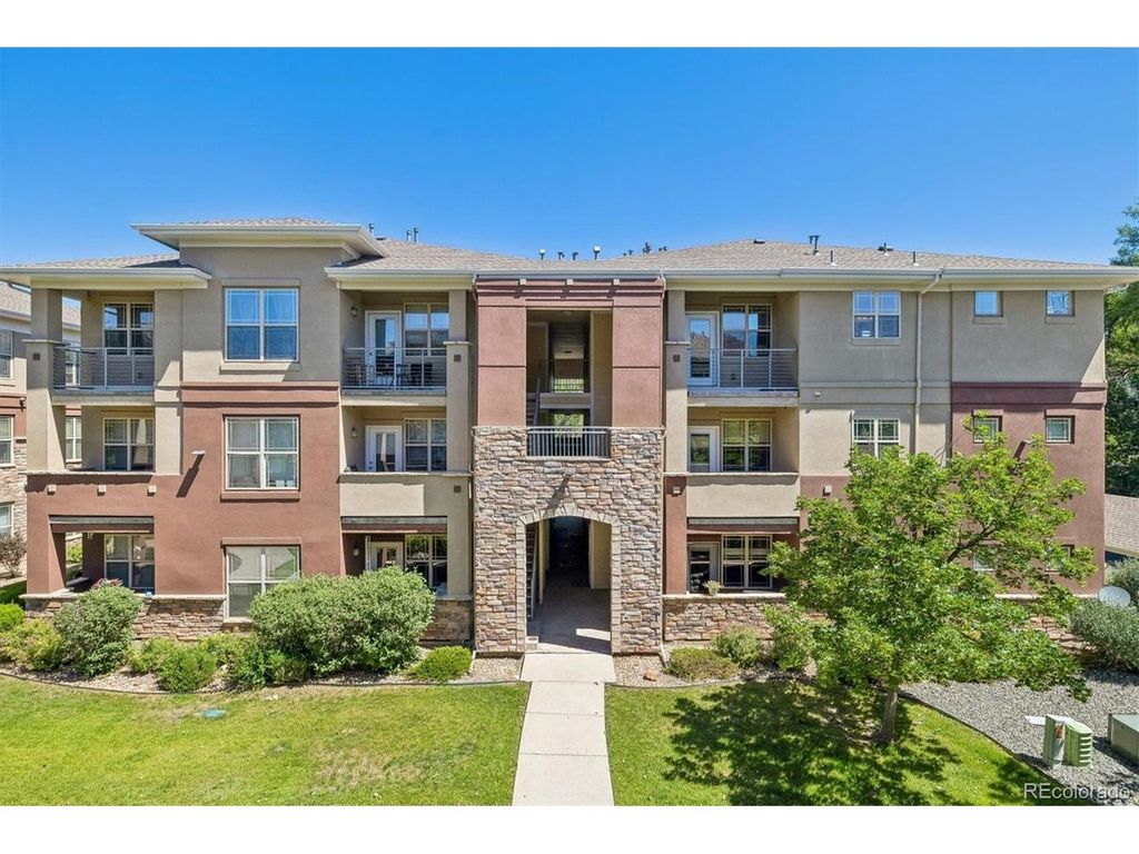 8073 W 51st Pl 302, Arvada, CO 80002