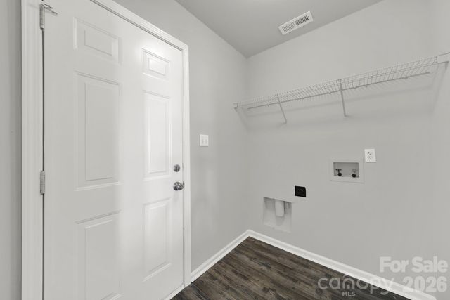 112 N Woodcliff Lane, Mount Holly, NC 28120