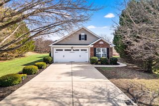 112 N Woodcliff Lane, Mount Holly, NC 28120