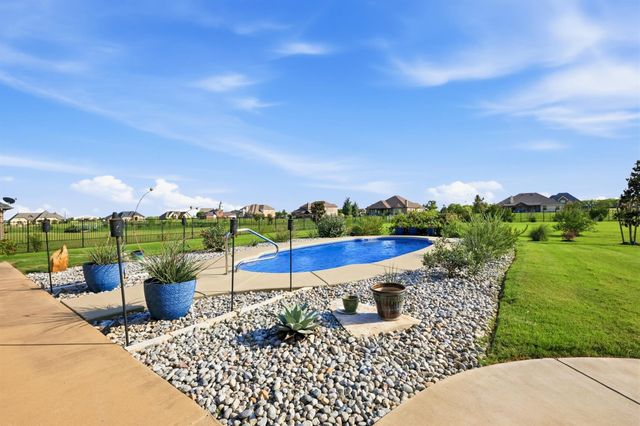 14099 Windrow Drive, Talty, TX 75126