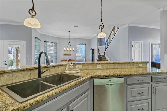 3300 Fountain Way, Granbury, TX 76049