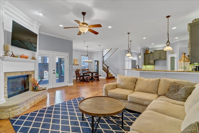 3300 Fountain Way, Granbury, TX 76049