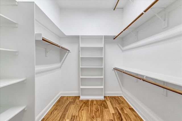 3300 Fountain Way, Granbury, TX 76049