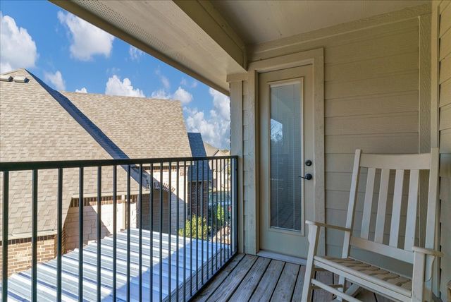 3300 Fountain Way, Granbury, TX 76049