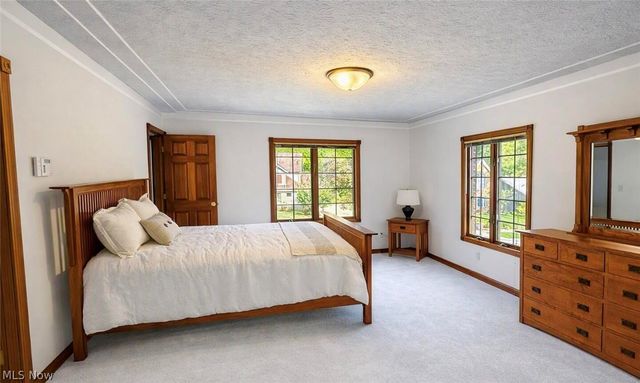 8449 Settlers Passage, Brecksville, OH 44141
