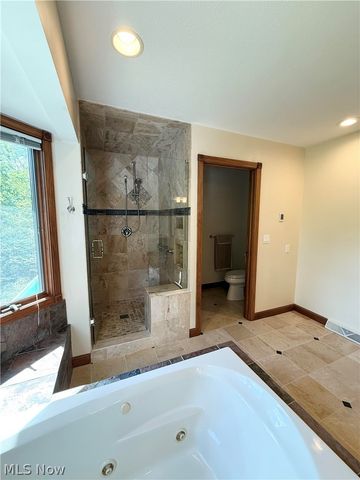 8449 Settlers Passage, Brecksville, OH 44141
