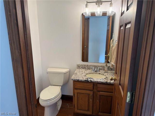8449 Settlers Passage, Brecksville, OH 44141