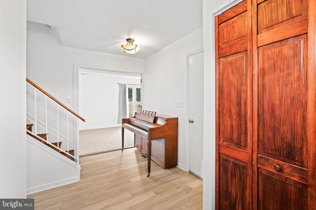 12807 SCRANTON CT, Herndon, VA 20170