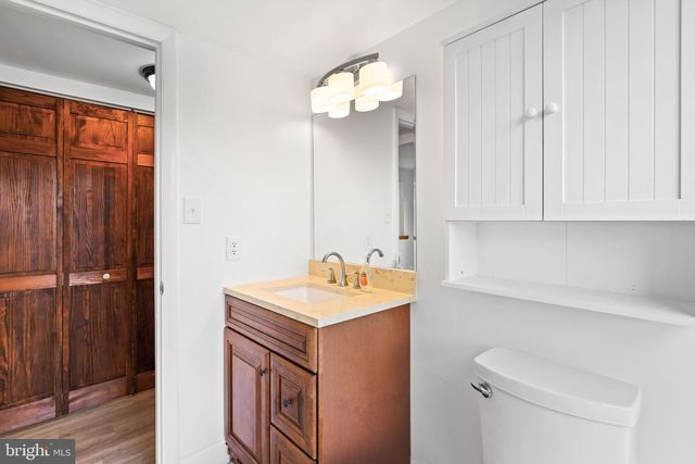 12807 SCRANTON CT, Herndon, VA 20170