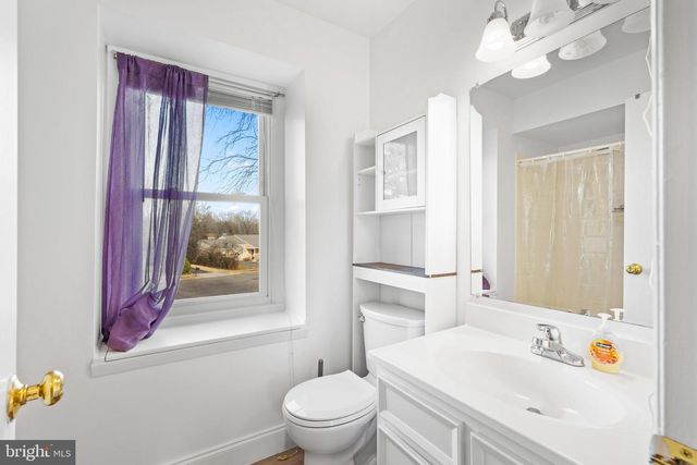 12807 SCRANTON CT, Herndon, VA 20170