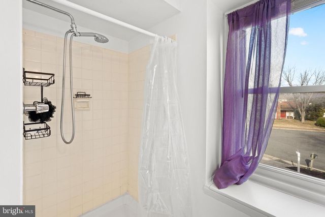 12807 SCRANTON CT, Herndon, VA 20170