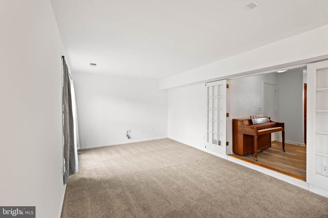 12807 SCRANTON CT, Herndon, VA 20170