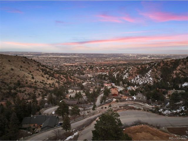 745 Scrub Oak Rd, Manitou Springs, CO 80829