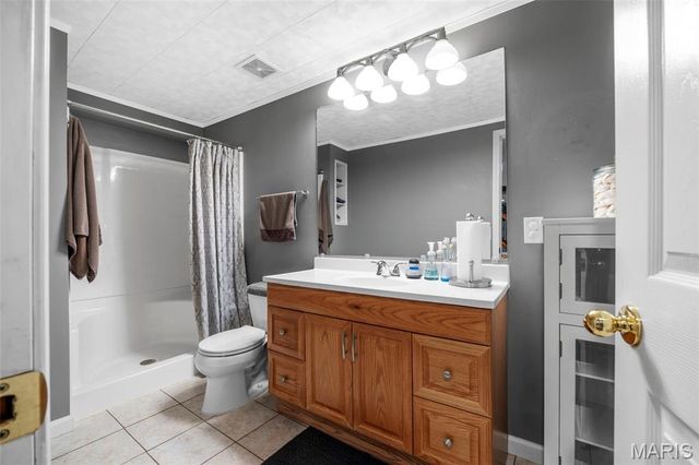 1340 Schoal Creek Drive, St Peters, MO 63366