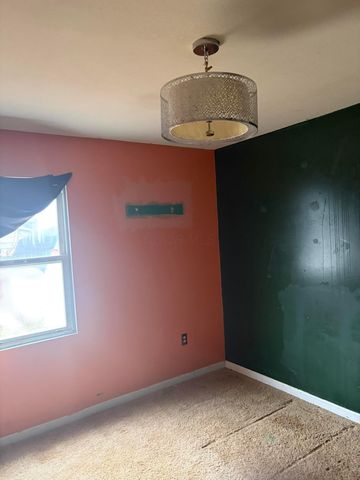 83 Myrtle Avenue, Gallipolis, OH 45631