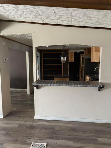 83 Myrtle Avenue, Gallipolis, OH 45631