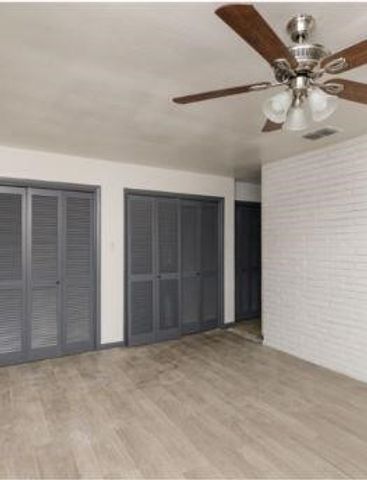 811 Stembridge St, Sinton, TX 78387