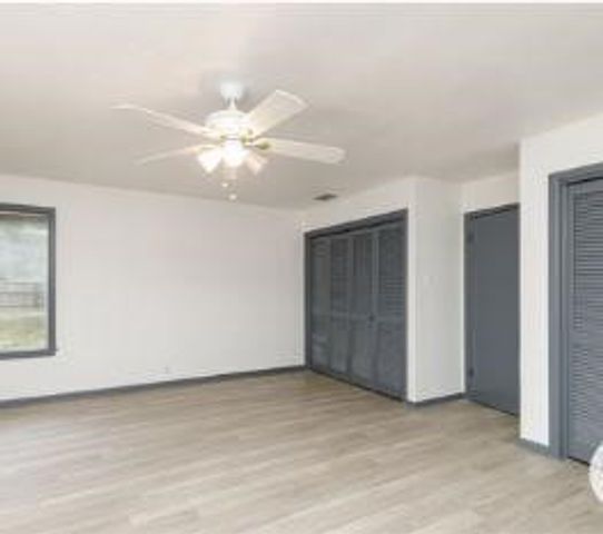 811 Stembridge St, Sinton, TX 78387