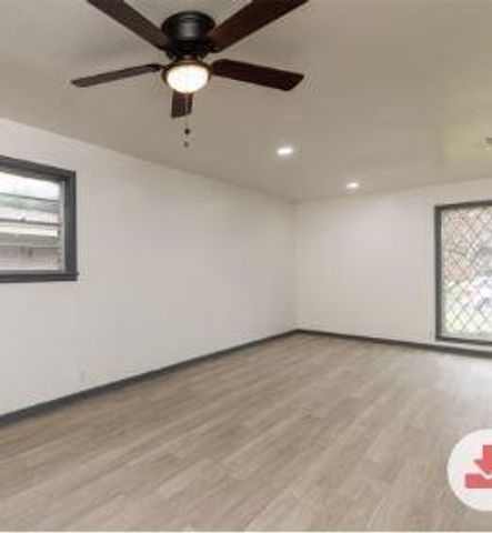 811 Stembridge St, Sinton, TX 78387