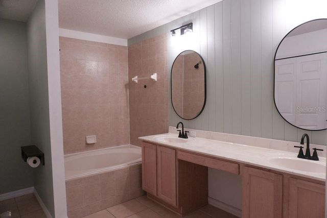 2820 VARSITY TERRACE, Deltona, FL 32738