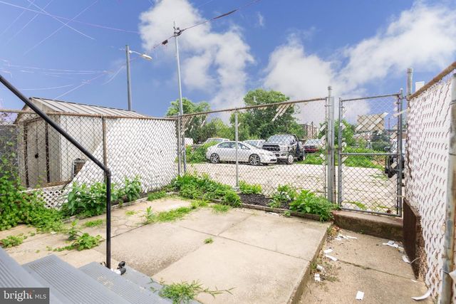 4611 TAMPA ST, Philadelphia, PA 19120