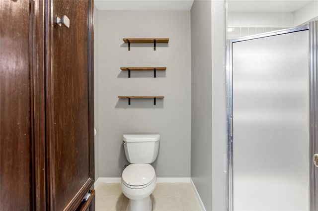 105 Strawberry Drive, Lake Jackson, TX 77566